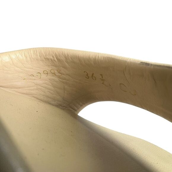Gucci Slide Sandals Size 6 GG Monogram Slide Sandals Size 6 Cream - Picture 6 of 11